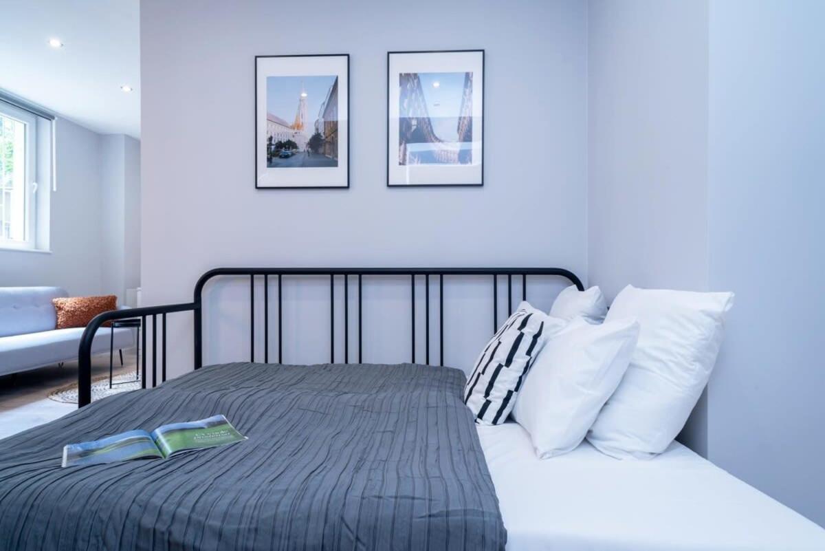 Super New With Air Conditioning Apartamento Budapest