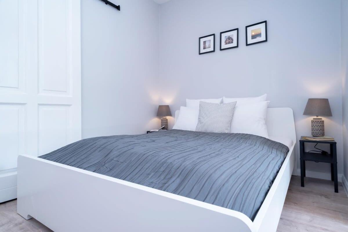 Super New With Air Conditioning Apartment